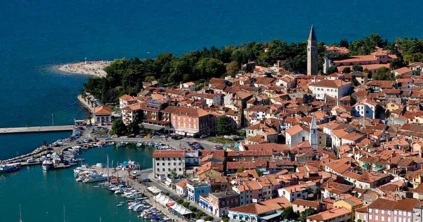 Cozy Apartments Buket In The Center Izola Extérieur photo