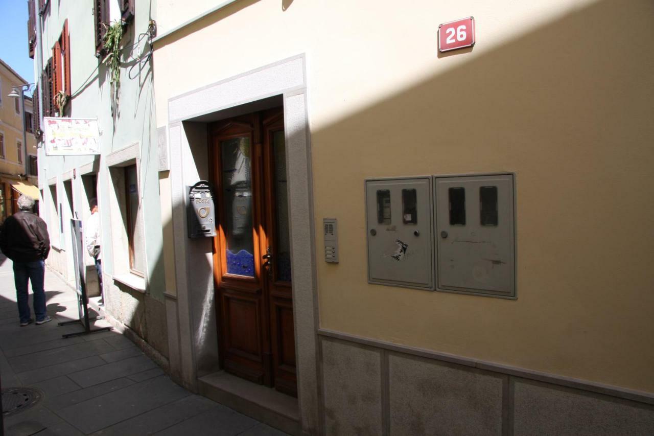 Cozy Apartments Buket In The Center Izola Extérieur photo